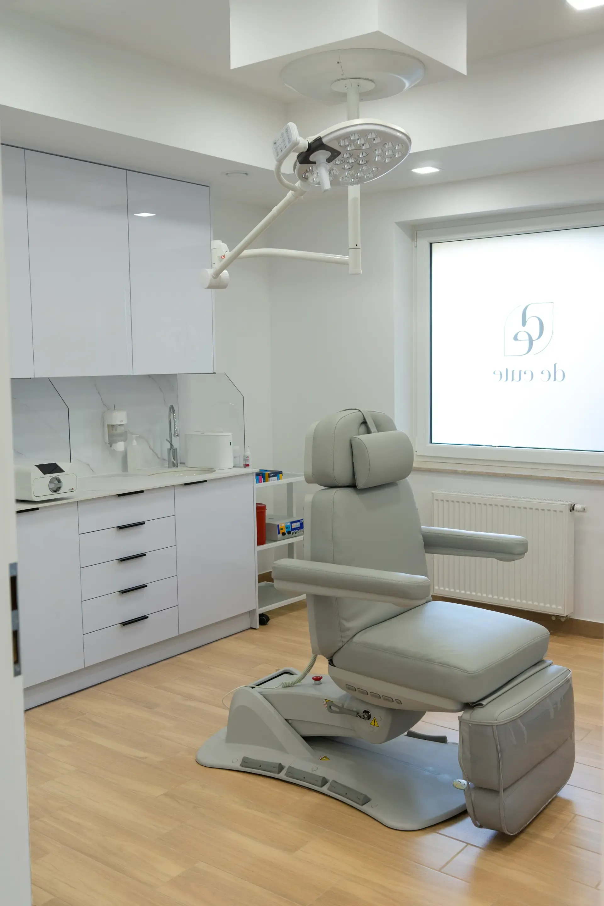 Gabinet zabiegowy nr 3 — widok z innej perspektywy