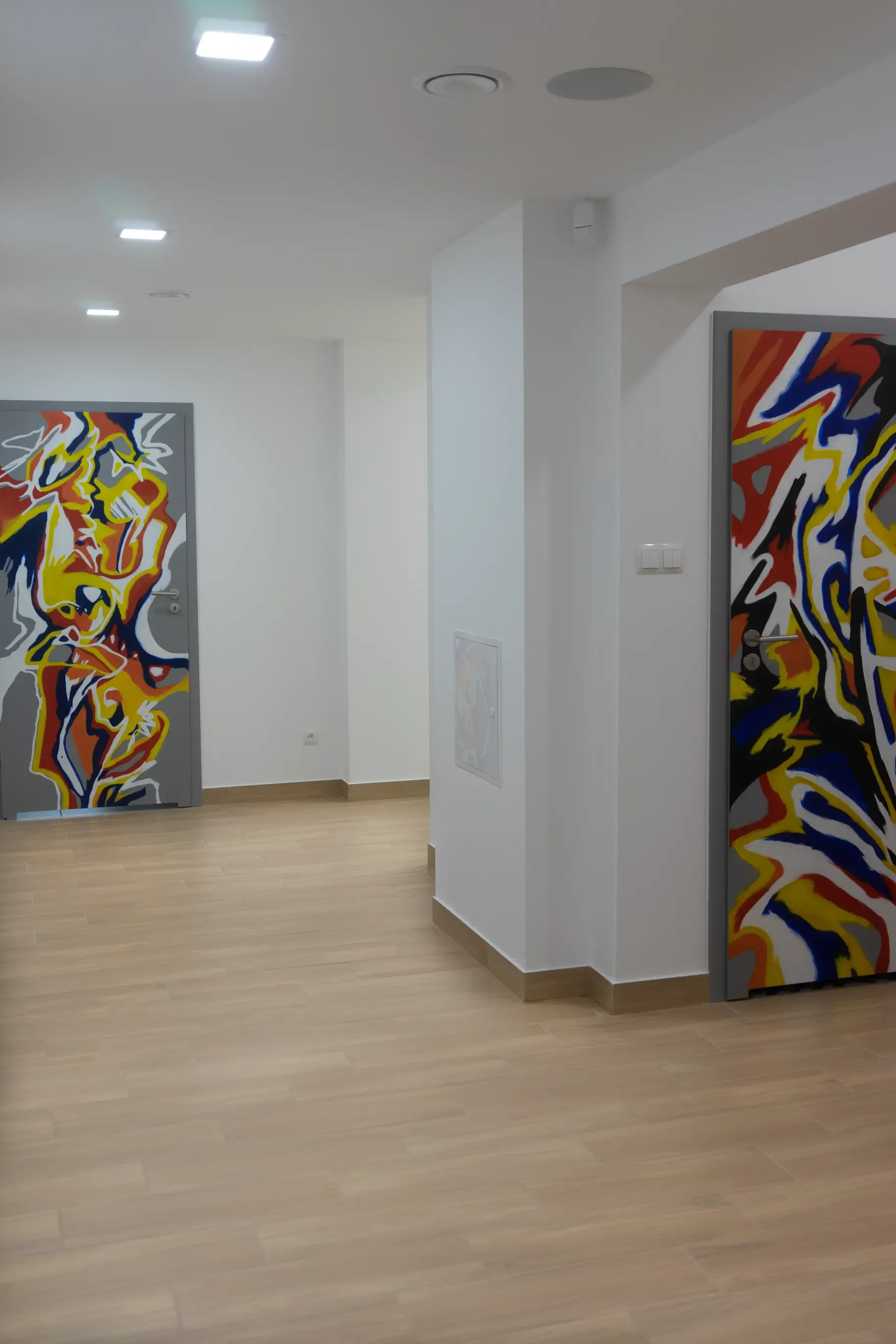 Wnętrze kliniki De Cute — hol