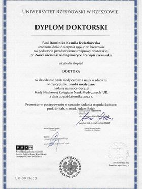 Dyplom doktorski Uniwersytetu Rzeszowskiego — rozprawa „Nowe kierunki w diagnostyce i terapii czerniaka" — dr Dominika Kwiatkowska